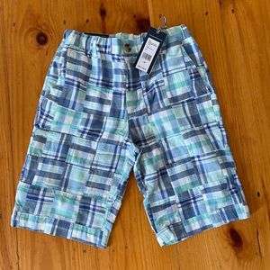 Vineyard Vines boys size 16 shorts.